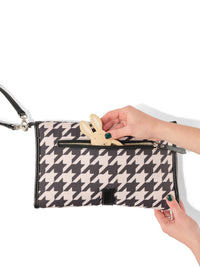 Change Mat Clutch - Houndstooth