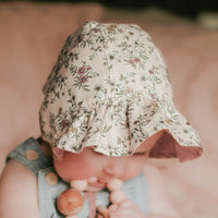Baby Reversible Ruffle Bonnet - Penelope/Rosa - Child Boutique
